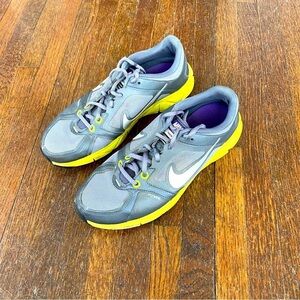 Womens Nike Silver Neon Athletic Sneaker Shoe size 6.5